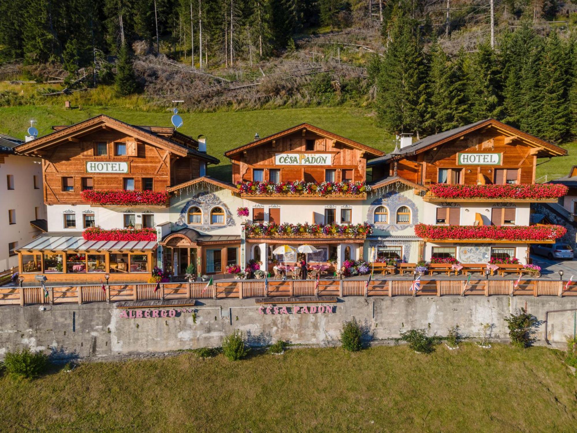 Hotel Cesa Padon Arabba Exterior photo